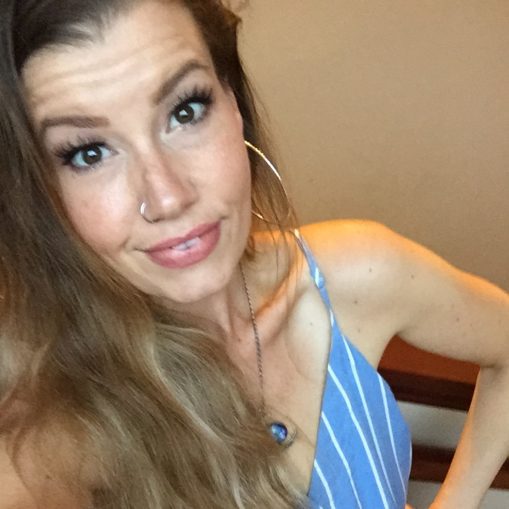 Meet your Posher, Rachel